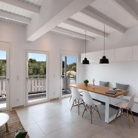 Summer Vibes * Tsoukaládhes